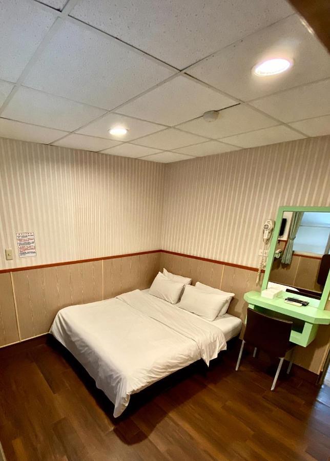 Ying Lun Hotel Taitung Екстериор снимка